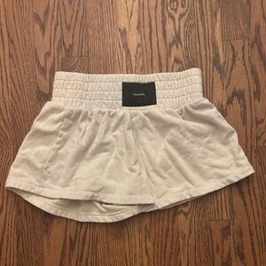 Talentless cream sweatshorts